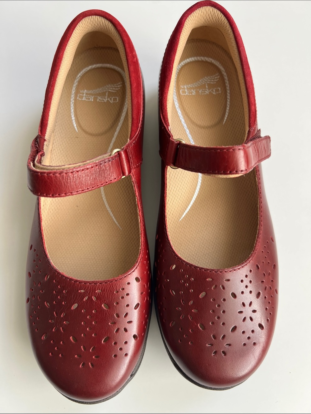 Dansko Stacy Red Waxy Burnished Mary Jane Shoes NWOT never worn